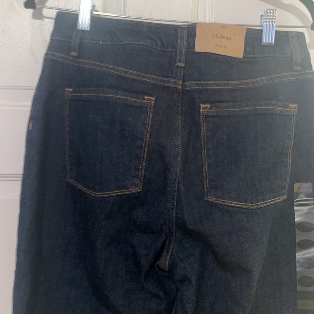 L.L Bean women jean classic fit - Picture 4 of 4
